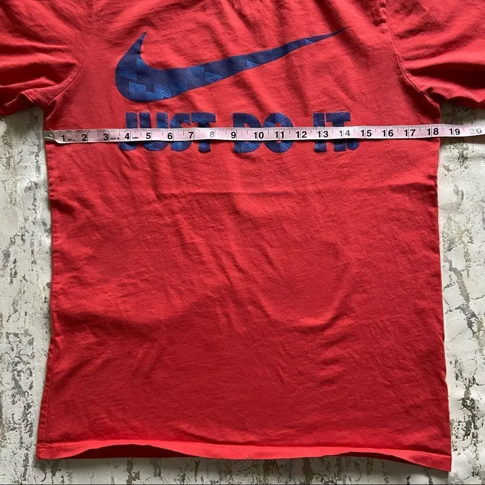 The Nike Tee Just Do It Nike Swoosh Tee Shirt